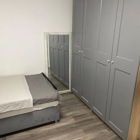 Apartament In En Merkezi Konumunda Guezel Bir *